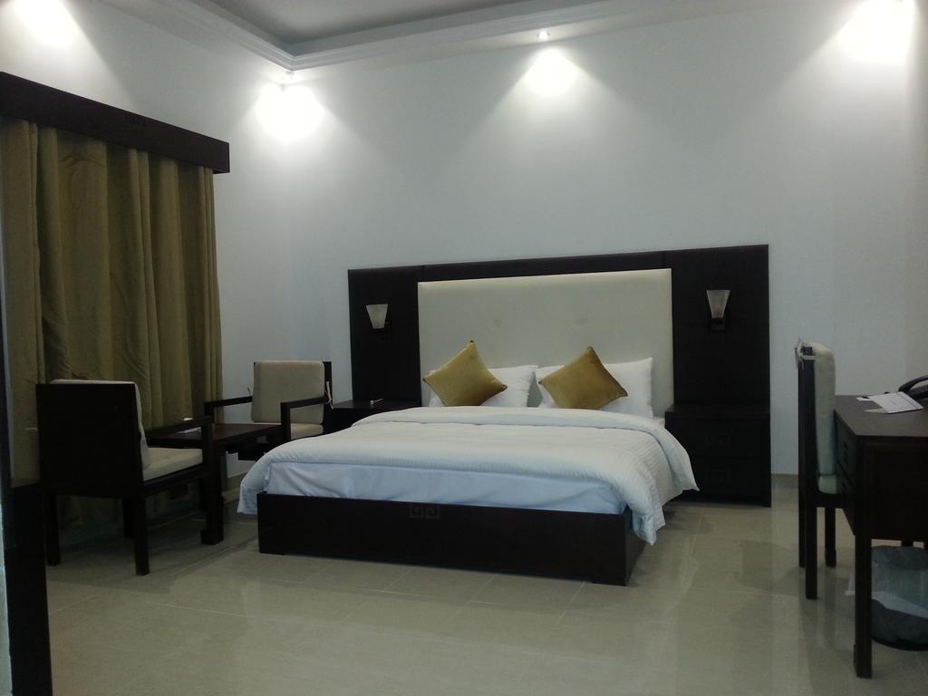 Yas Express Hotel Ras al-Khaimah Room photo